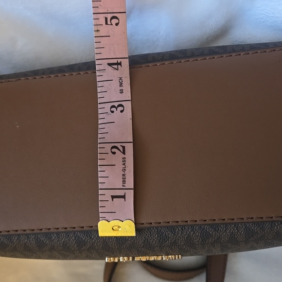 Michael Kors Satchel EUC - Picture 4 of 7